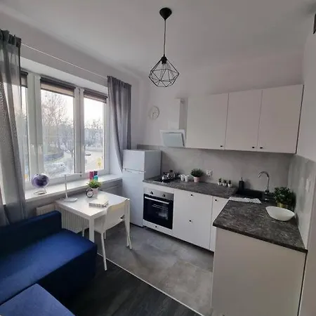 Apartment Studio Yellow - Srodmiescie Warsaw